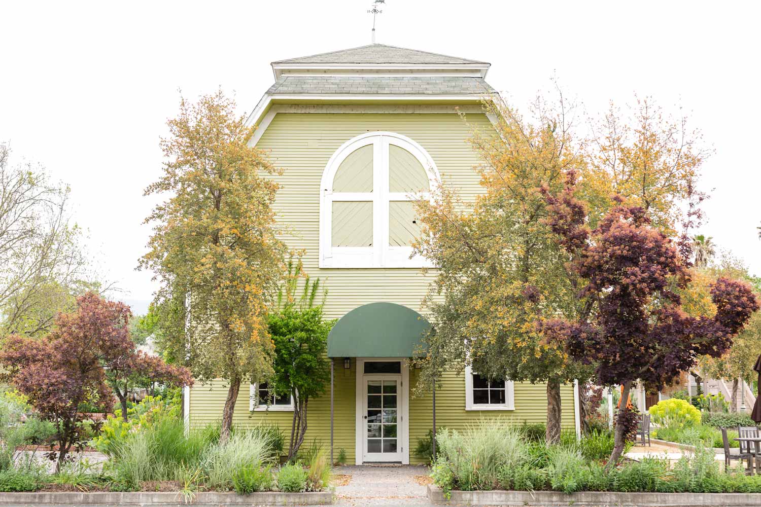 Campovida-Green-Barn-Low-Res-65-front-web